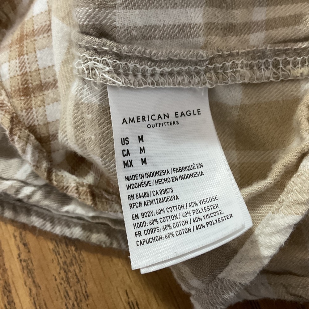 American Eagle Cropped Flannel Hoodie Shirt Plaid Distressed Womens Medium - Picture 5 of 7